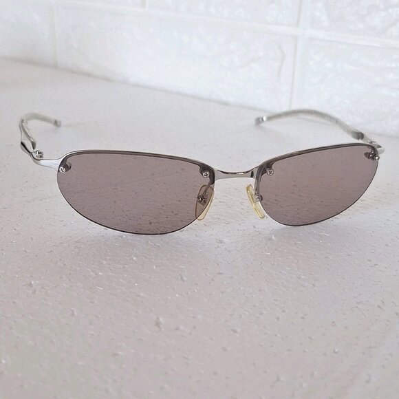 GUESS SUNGLASSES GU 6017 HIGHWAY SILVER WTH CASE - Picture 6 of 11